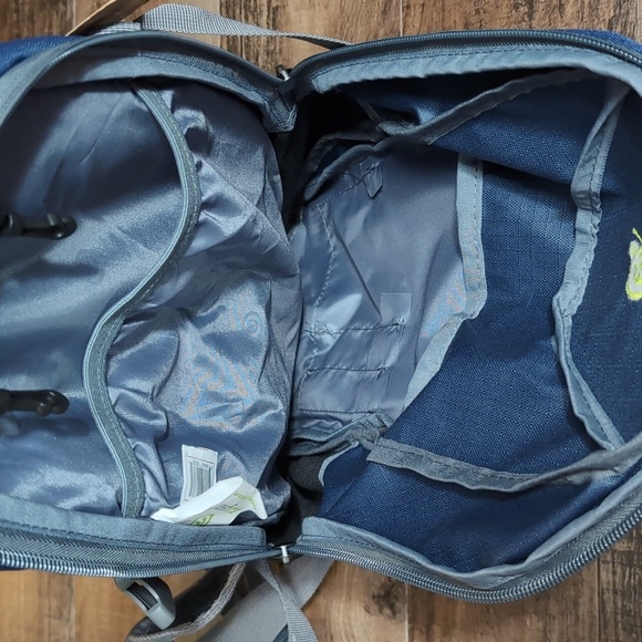 *NWT* ecogear Water Dog Hydration Pack in Navy and Black - Picture 7 of 9